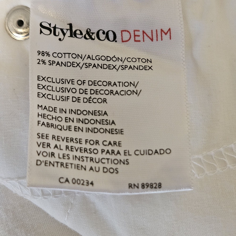 Women's Cream Ankle Jeans - Picture 10 of 11